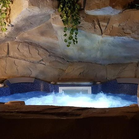 Le Lodge Origin Sainte-Suzanne المظهر الخارجي الصورة
